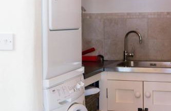 Stunning Old Carthouse with seaview - Photo 32