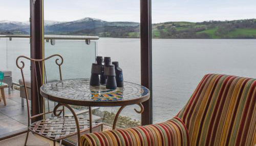 The View - Yr Olygfa - Foto 2