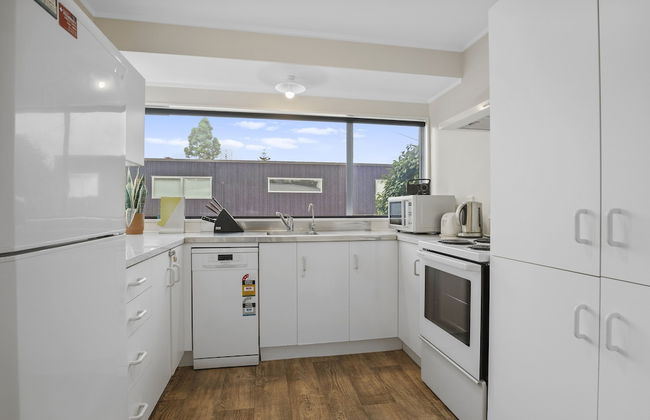 Modern Central Home - Parking & Aircon - Foto 6