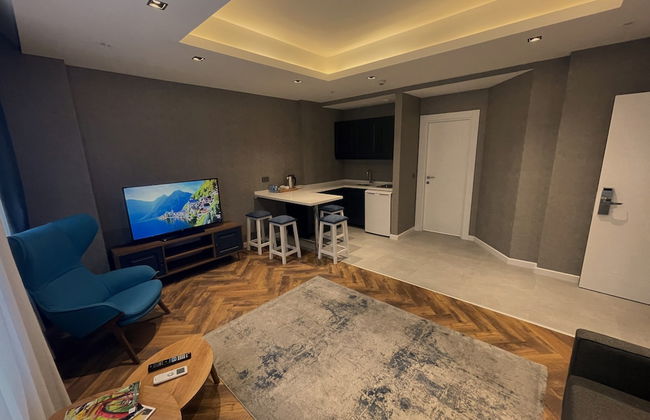 Feri Suites - Photo 58