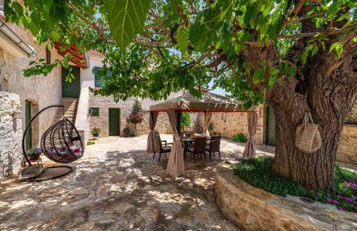 MY DALMATIA - Authentic villa Zvonko with private swimming pool - Foto 10