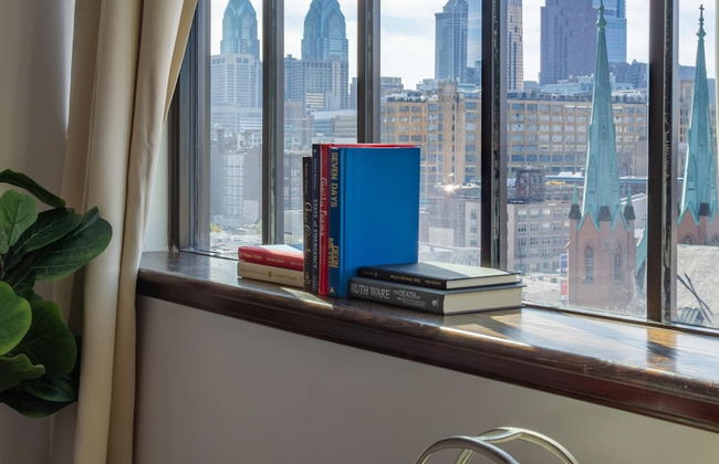 Sosuite 2BR Penthouse w W D Gym On-site Bar - Foto 1