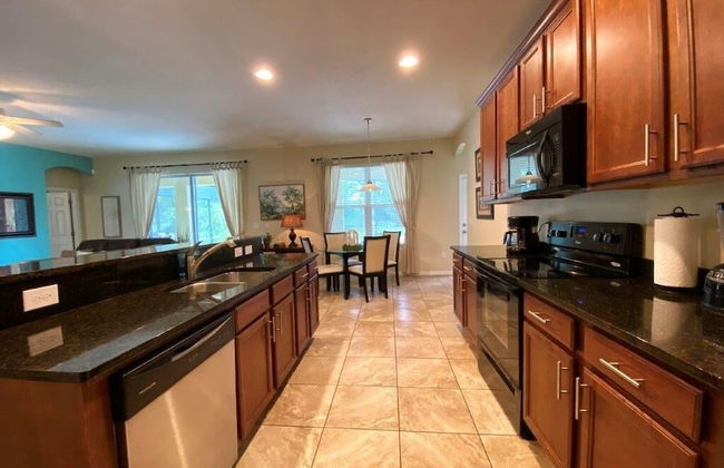 Spacious 5bd Pool Hm Spa Gm Watersong -256ys 5 Bedroom Home by RedAwning - Foto 8