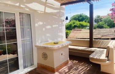 Villa Los Robles en Playa den Bossa con Piscina Privada - Photo 11