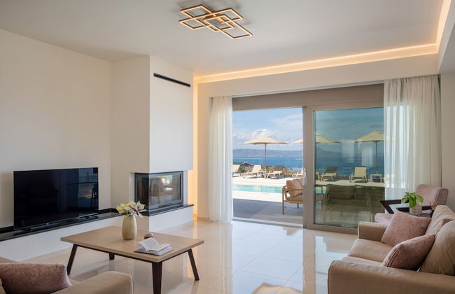 Villa Atyfia - With Private Pool - Photo 17