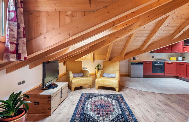 Belvilla by OYO Charming Apartment in Brez With TV - Foto 14