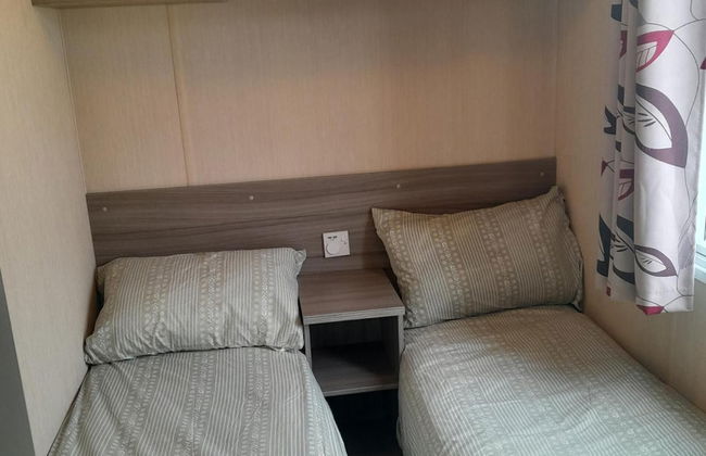 3 Bed-sleeps 6-pet Friendly-5 Min to Beach - Foto 2