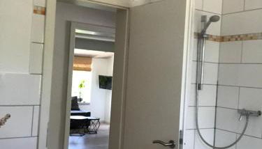 Gemütliche grosse 2 Zimmer Wohnung mit grosser Terasse in Seenähe, Höristrasse 8 in 78343 Gaienhofen - Foto 3