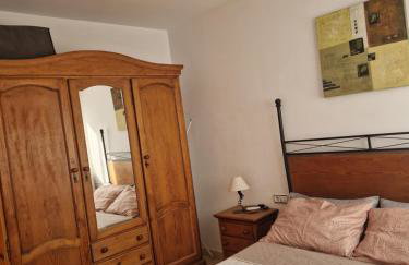 APARTAMENTO EN SEGUNDA LINEA DE MAR, WIFI & A.C - Foto 5