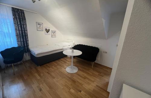 Einzelzimmer mit privatem Bad nähe Ulmer Donautal - ideal für Geschäftsreisen - Foto 3