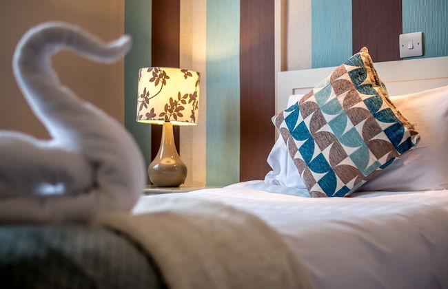 Galway Bay Sea View Apartments - Photo 11