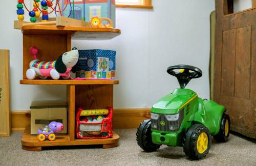 Luccombe Farm Holiday Cottages - Photo 8