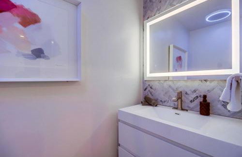 Lux Escape 3 • Views 2 Hot Tubs Games Mini Golf - Photo 52