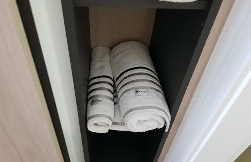 Flat Novo1 - Cama Queen, Ar, Estac e Internet - Foto 7