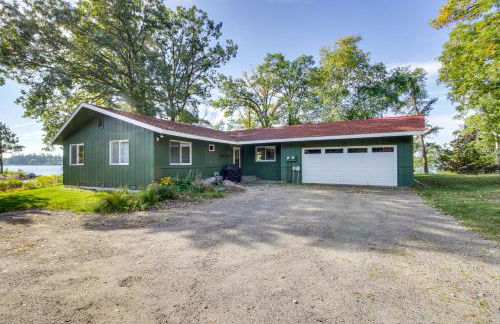 Lakefront Walker Home with Boat Dock and Lift! - Foto 36