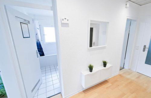 ALFA Apartment Esslingen City Altstadt nahe Stuttgart Messe I 3 Zimmer 5 Betten I Bad I Küche l WIFI & SmartTV I 3BR 5 Beds I Bathroom I Kitchen - Foto 26