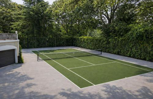 Luxury Estate Walk to Beach Tennis Sleeps 20 - Photo 56