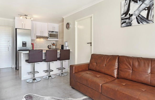 The Paragon 317 - Photo 5