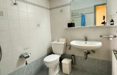 EviaXL Studios - Photo 15