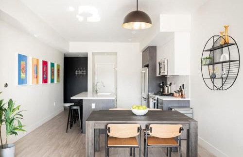 Art-Inspired Loft with Mountain View - Zuni Lofts - Foto 12