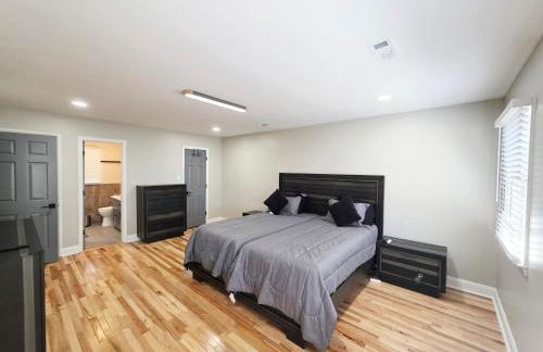 3BR House at Pine Forest Hideaway - 12 Minutes to UNC - Near Jordan Lake - Foto 6