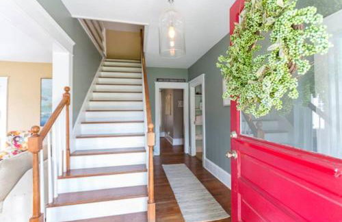 Steps to JMU & I-81 Fenced Yard Walk 2 Starbucks - Foto 9