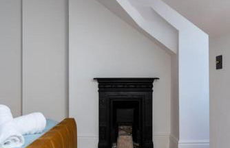 Luxury Penthouse Retreat with Epic Ocean Views & Log Burner - Foto 12