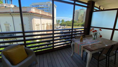 Sea View Embassy Apartment - Foto 2