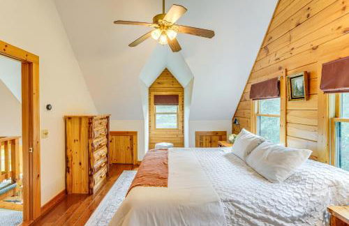 Spacious Wilmington Cabin Walk to Lake - Foto 18