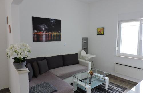 Holiday home "Olive tree", with pool - Best Host 2025 - Foto 22