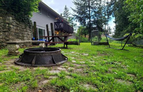 PNW Creekside Escape Relax, Unwind, Explore - Foto 3