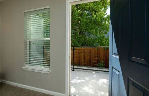 World Cup Group Stay w/ Covered Terrace - Foto 10