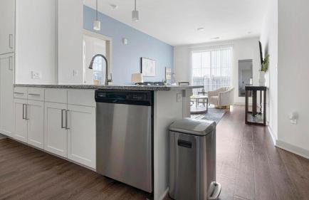 Landing Stunning 1BD Pool Clubhouse - Foto 29