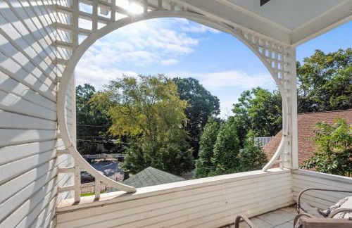 Grand Damn - Photo 75