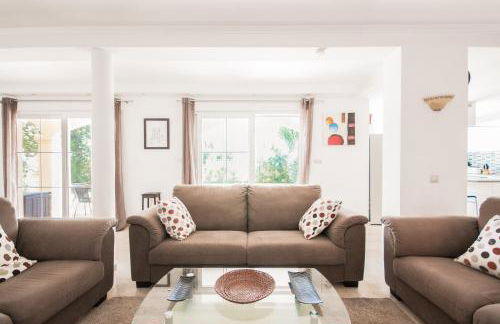 Beach Villa Costanera in Marbella - Photo 11