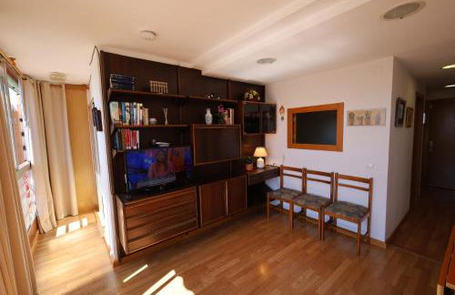 Apartamento vistas al mar y piscina en Alicante By ElConserje - Foto 23