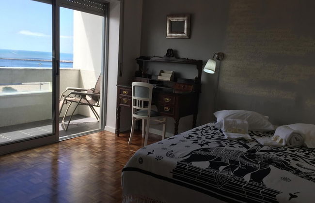 Casino Beach Apartment - Photo 9