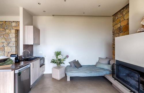 Euphoria Suites - Photo 12