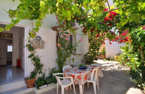 Katerina Rooms & Studios - Foto 18