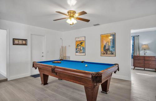 4 bd Near beach spacious solar heated pool waterfront home - Photo 26