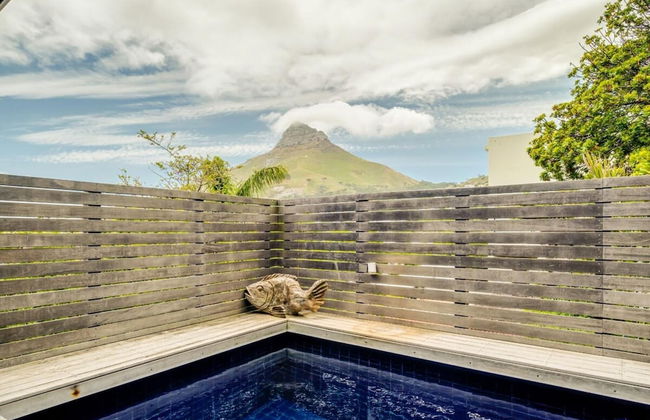 Spacious Apartment With Pool in Camps Bay - Photo 25