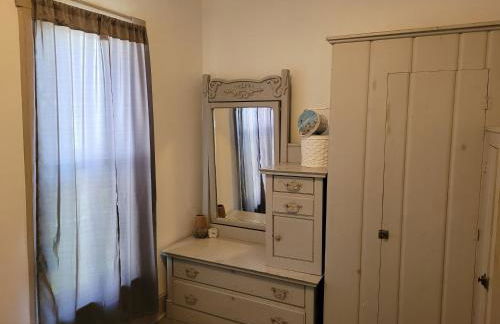 Lil's on the Lake Vintage Cottage on Crystal Lake - Foto 35