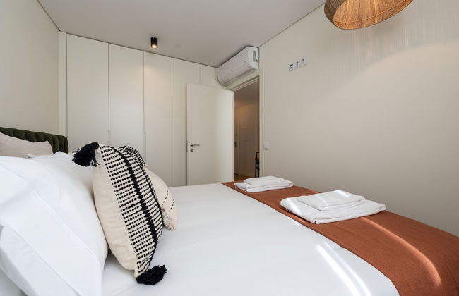 Mouzinho da Silveira 215 by LovelyStay - Foto 14