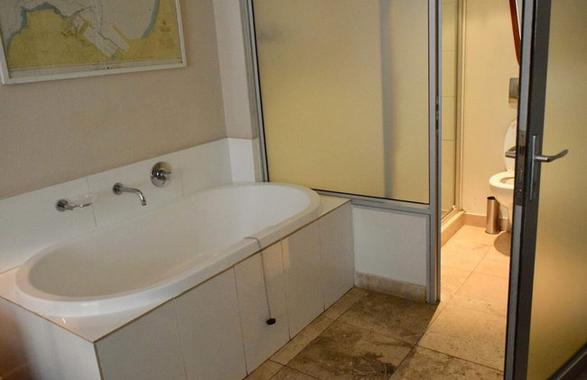 Stylish Apartment with Rooftop Pool & City Views - Foto 15