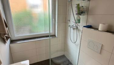 Schöne 2 Zimmer Wohnung, modern & stadtnah - Foto 4