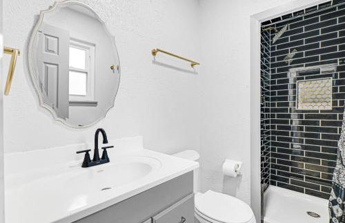 Updated 5BR Baytown Home | Sleeps 12 |Patio&Grill - Foto 17