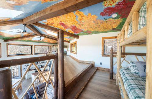 The Mighty Sycamore Treehouse at Treetop Escapes - Foto 43