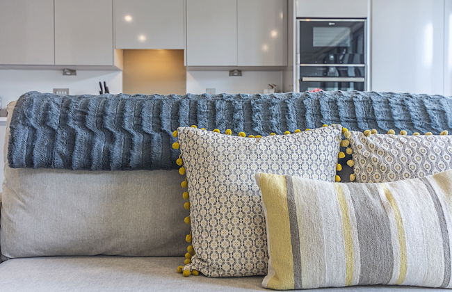 Stunning Brand New Westminster Apartment - Photo 25