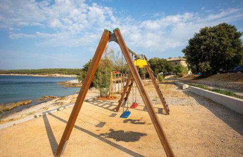 Apartman Lidija Koromačno - Foto 14