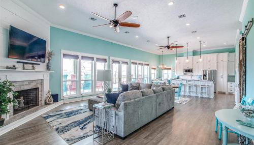 Escape Gulf Views Tiki Bar Sleeps 14 - Foto 2